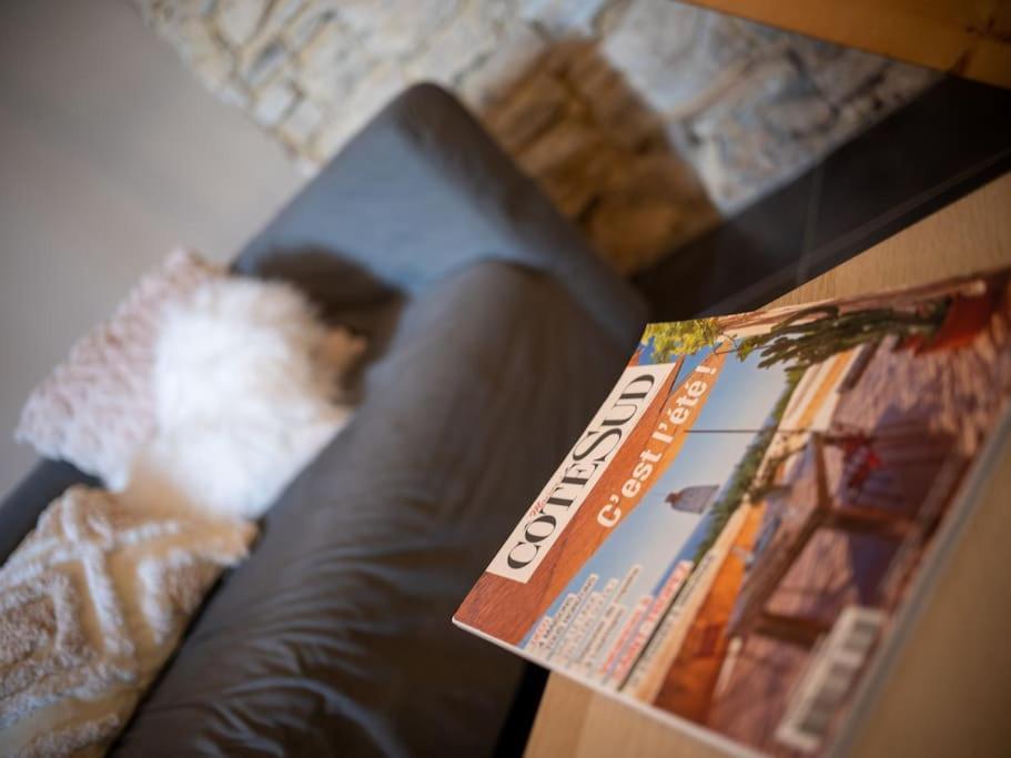 Equipe 4 Couchages Avec Terrasse Et Parking Apartment Venelles